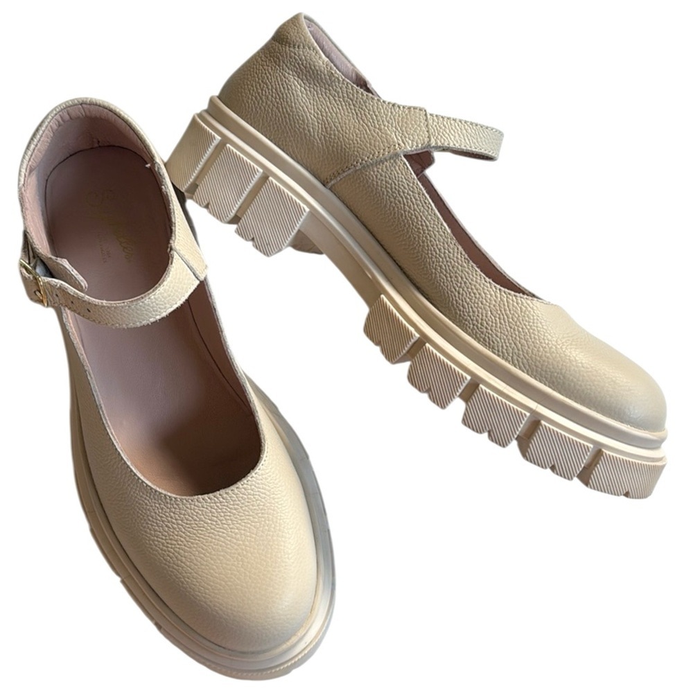 Seychelles Cream Mary Jane Chunky Sole Flats